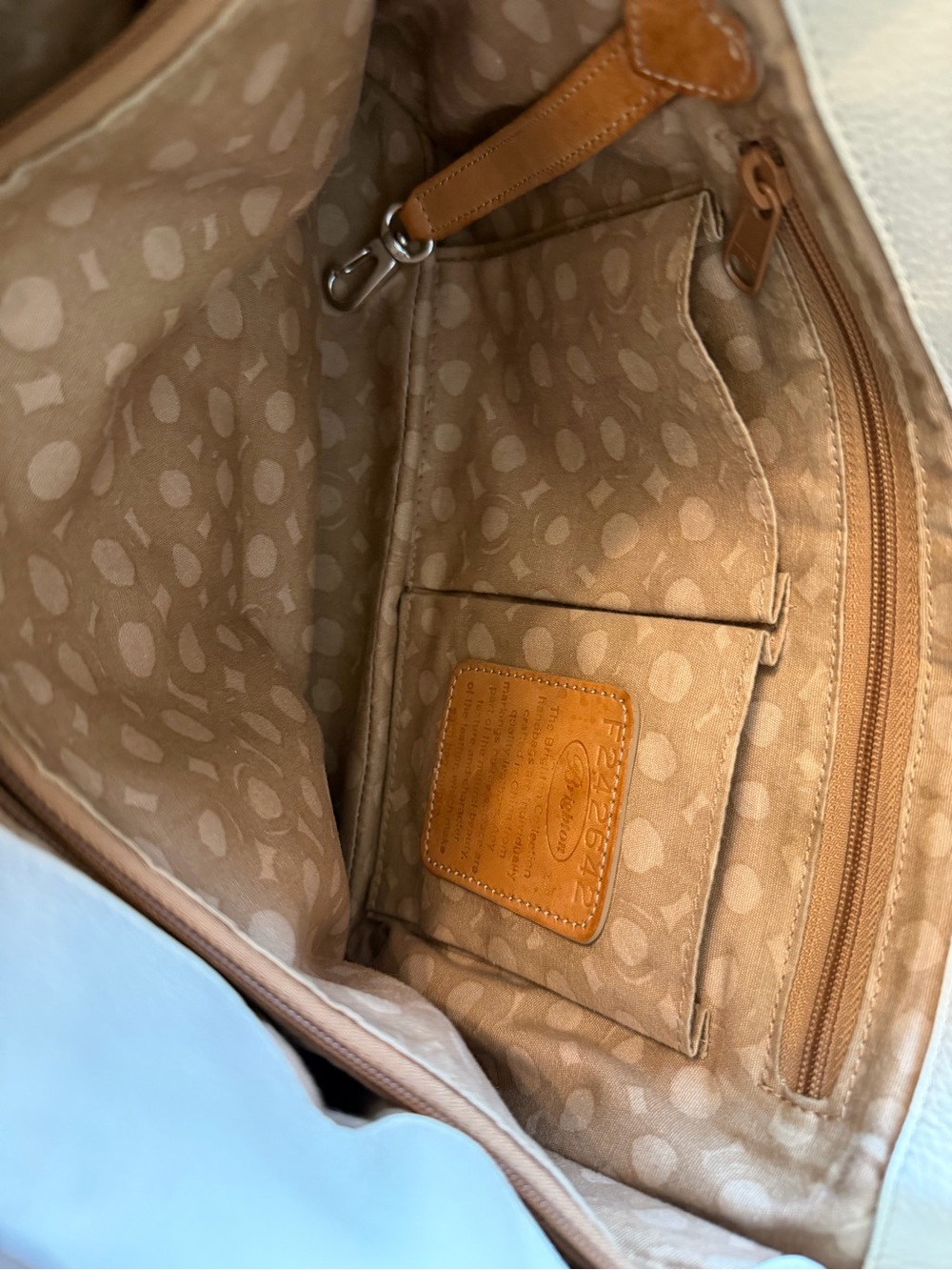 Brighton Callie Pocket Hertitage Collection W/dustbag - Picture 9 of 14